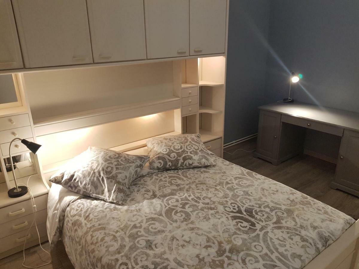 Bedinreims "Burgundy Bottle" 110M2 Exceptional, 4 Chambres Doubles, 2 Bain, Free Park & Wifi, Tout Equipe ภายนอก รูปภาพ